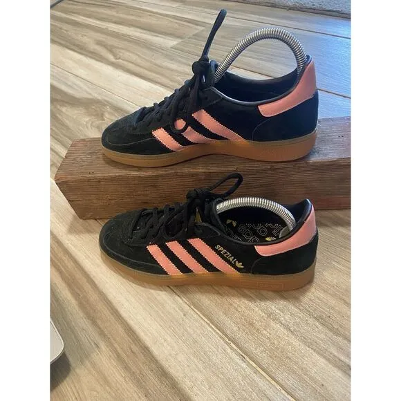 Women's Adidas Gazelle Pink/Black Brussels‎ City Series -Size 7-NWOT-RARE Colors