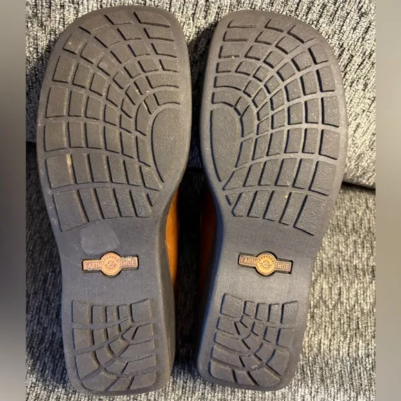Women's  EARTH SHOE GELRON Hickory II Brown Leather Slip-On Mule Clog Size 9.5