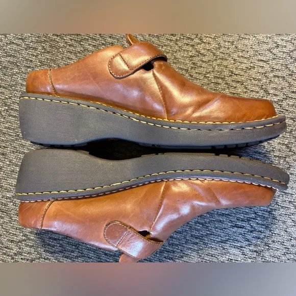 Women's  EARTH SHOE GELRON Hickory II Brown Leather Slip-On Mule Clog Size 9.5