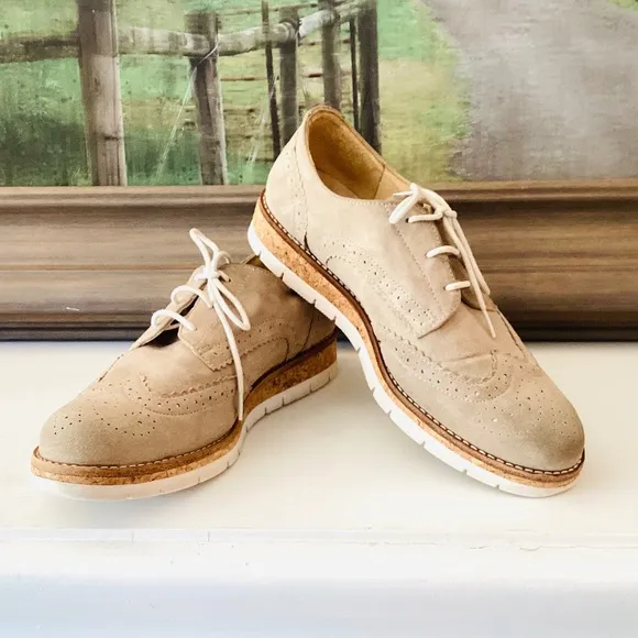 Women’s GABOR COMFORT OPTIFIT tan suede lace-up WINGTIP OXFORD/SNEAKER US 7.5