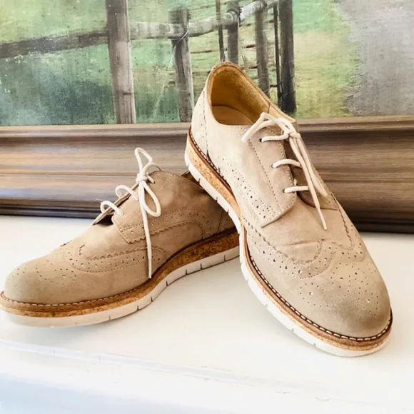 Women’s GABOR COMFORT OPTIFIT tan suede lace-up WINGTIP OXFORD/SNEAKER US 7.5