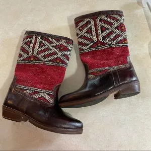 Women’s Kilim Marron Rouge boots Aztec brown wool boots size 7 37