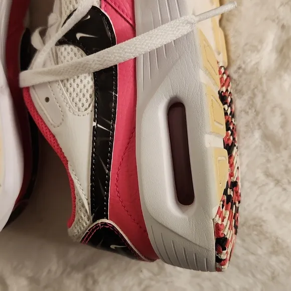 Women's Nike Air Max SC Running Sneakers In Bright Pink And White