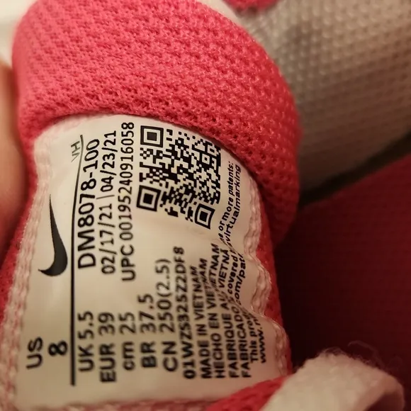 Women's Nike Air Max SC Running Sneakers In Bright Pink And White