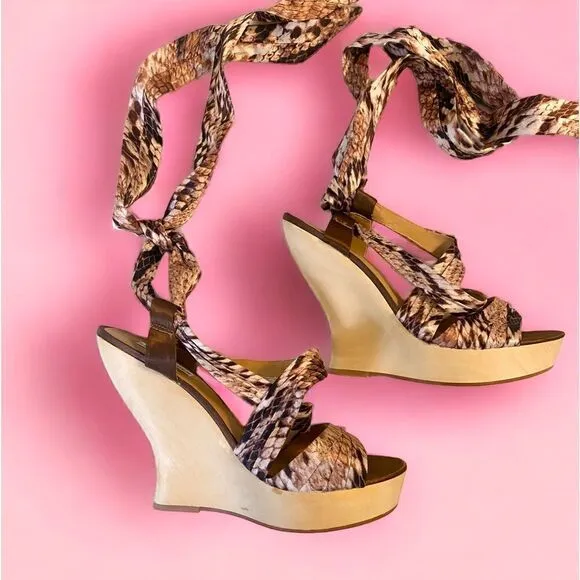 Women’s Steve Madden Quinn Tie Up Wedge Size 10 Brown Tan Silk
