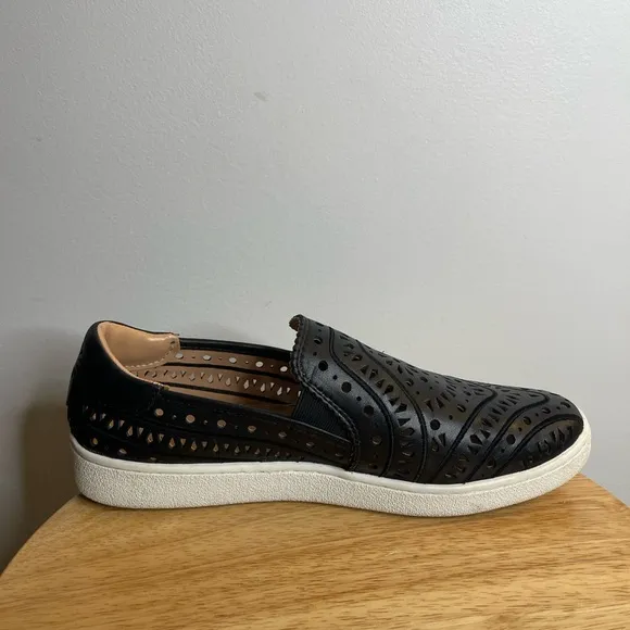 Women's UGG Black Cas Perforated Leather Slip-On Sneakers size 10