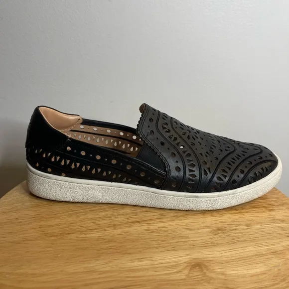 Women's UGG Black Cas Perforated Leather Slip-On Sneakers size 10