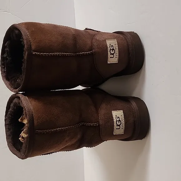 women's ugg boots Size 6