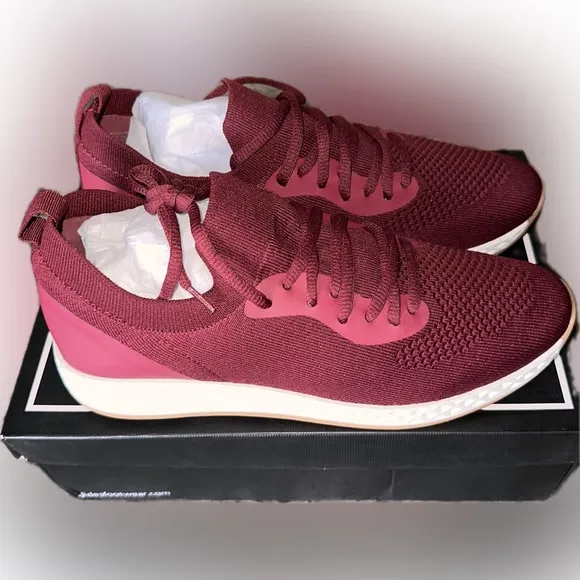 Women’s Urban Sport by J/Slides Talia Stretch Knit Sneaker Burgundy 9M