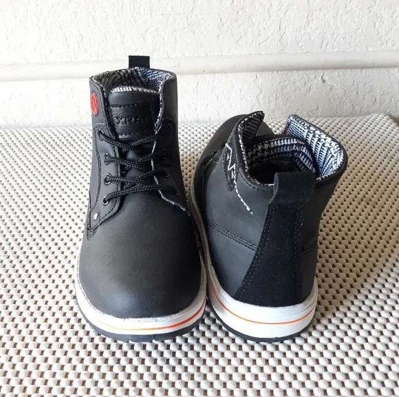 X-ray boots