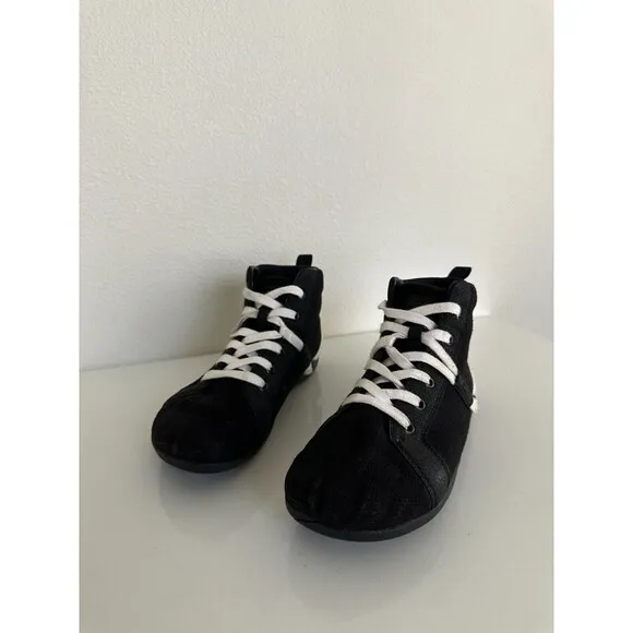 Xero Shoes Toronto Barefoot High Top Shoes Lace Up Black Minimalist Women's 7.5