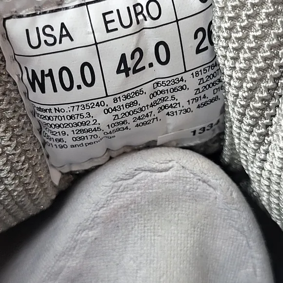 Z-coil  Freedom 2000 Women's Sneaker Shoes Size 10 White Leather Shoes Like New
