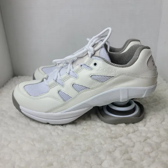 Z-coil  Freedom 2000 Women's Sneaker Shoes Size 10 White Leather Shoes Like New